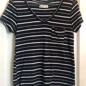 abercrombie striped v-neck pocket tee